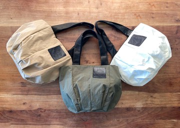 蓬鬆尼龍 仿帆布質感防水材質 托特包 A4尺寸收納 輕巧