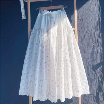 【刺繡花邊】半身裙 女裝 A字顯瘦長裙 小碎花 甜美系 百搭 2026春夏 裙子 刺繡 花邊 顯瘦 長裙子