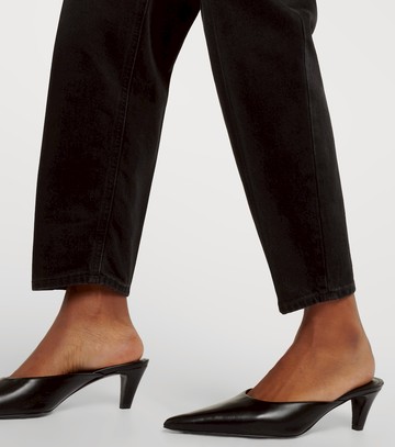 Toteme Mid-rise tapered jeans