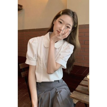 白襯衫娃娃領女夏季減齡學院風日系甜美小衫疊穿設計感寬鬆襯衣 娃娃領襯衫 短袖襯衫 短袖上衣 夏季上衣 上衣