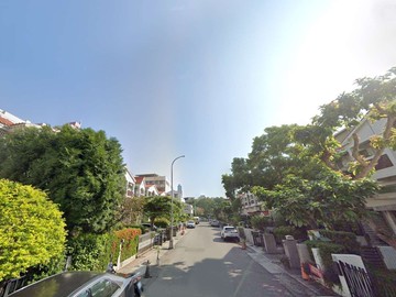 獨家｜五期核心｜國泰建設｜地42坪｜前院大別墅｜台中市西區精誠十九街