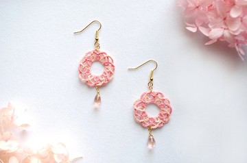 梭織花邊和捷克珠耳針，櫻花