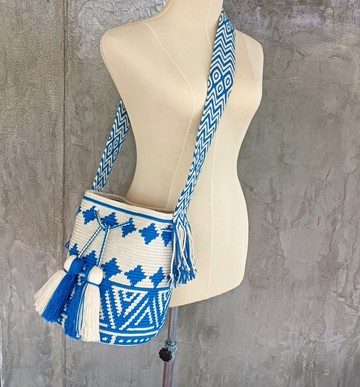 WOO Bag 雙色 M 尺寸