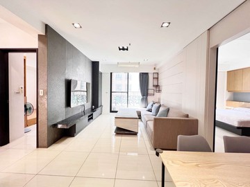 左營│京城四季│高樓靓三房│雙衛開窗+平車｜高雄市左營區介壽路