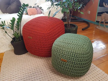 時尚的立方體扶手椅