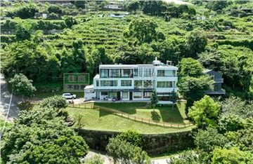 ⭐️住商小民⭐雲海山居景觀民宿｜苗栗縣大湖鄉上湖