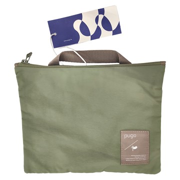 pugo 噗果 Mini隨身袋 寶特瓶回收紗製 環保無毒染劑  25 x 24cm  沙綠