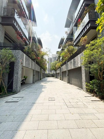 單元12南興公園旁雙車電梯質感裝潢別墅｜台中市北屯區南興東一街