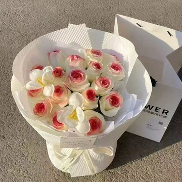 ❀【花中世界】❀永生花仿真香皂花花束高級小衆白桃烏龍送女友閨蜜母親節生日禮物