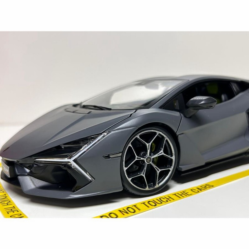 MAISTO 1/18 Lamborghini REVUELTO VULCANO MATT GREY