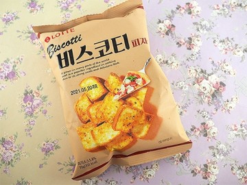 LOTTE 樂天 大蒜／洋蔥／披薩口味 麵包餅(70g) 款式可選【小三美日】D481965