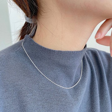 │簡約│高質感 極細十字鍊 • 鎖骨素鍊 • 純銀項鍊 • 可碰水