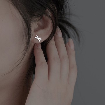 耳釘女夏純銀999養耳洞小眾設計感簡約輕奢耳環冷淡風高級耳飾品