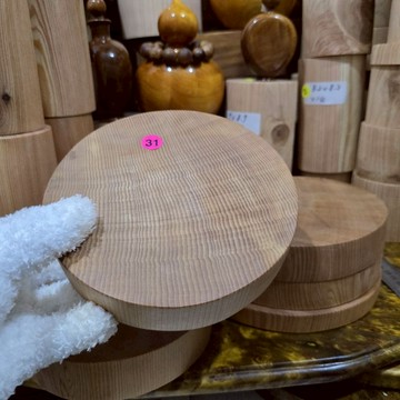 鍋墊 隔熱墊 台灣檜木 紅檜 香噴噴 a++等級 沒有裂 無水心 2到5公分厚度 芳山店