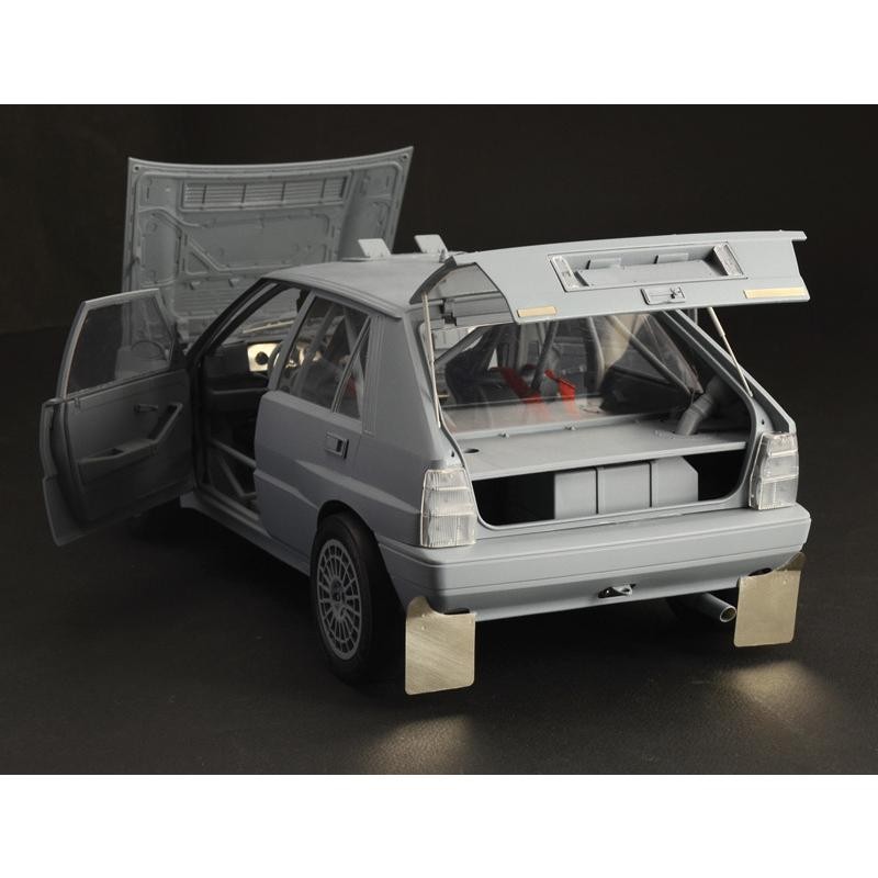 イタレリ 1/12 ランチア デルタ HF インテグラーレ 16V マルティニ ラリー Italeri LANCIA DELTA HF  INTEGRALE MARTINI プラモデル | LINEブランドカタログ