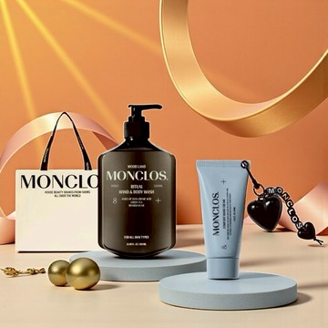 【快速出貨】LINE禮物獨家話題新年禮物⚡【MONCLOS】恬香花園護手霜+客製化DIY鑰匙圈+手部及身體沐浴露禮物組（四款掛飾擇一+客製英文字母）贈禮物袋