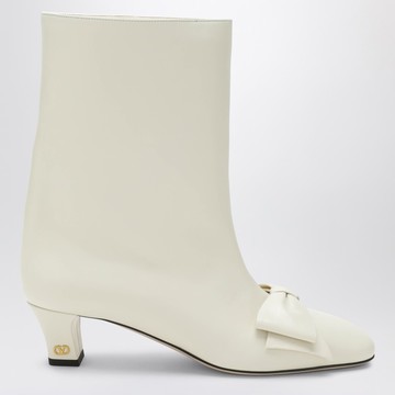 Ivory Bowow ankle boots