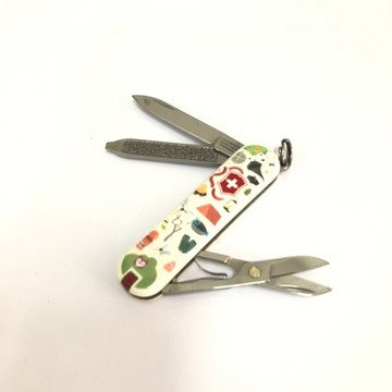 ［沐沐屋］victorinox 維氏 經典七用 限量瑞士刀 58mm 你與你的瑞士刀一起去探險