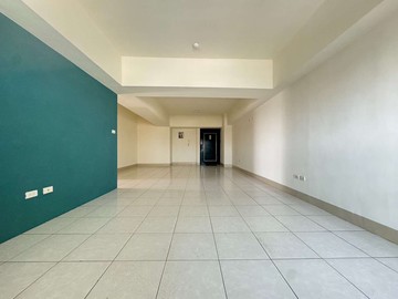 漢民商圈翻新景觀三房車位｜高雄市小港區大鵬路