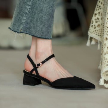 包頭涼鞋女2024新款時尚百搭尖頭粗跟高跟鞋仙女風一字帶中跟單鞋