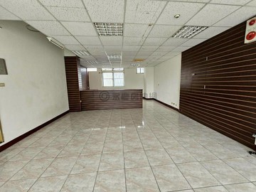 清大熱鬧商圈-邊間黃金收租雙店面-超讚!｜新竹市東區建功一路