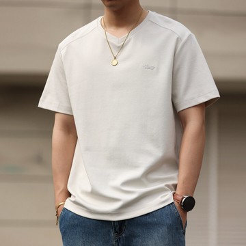 Wuluwear 美式休閒心型領口短袖T恤男夏季210g字母刺繡抗皺打底衫