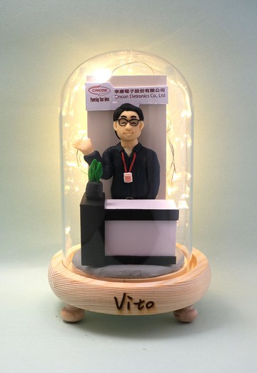 榮休記念小禮品,可客製名字.提供相片客製人物造型(辦公室造型)