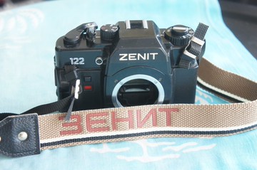 蘇聯 ZENIT-122 相機機身可供您收藏！