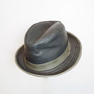 義大利灰邊手染深藍紳士皮帽