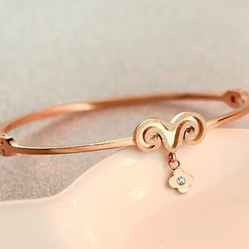 現貨+預購 玫瑰金手環 鑲鑽手鍊-可愛小羊角精選母親節生日情人節禮物女飾品71ap49【獨家進口】【米蘭精品】