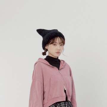 QUEENSHOP_F 女裝 絨毛貓耳坑條造型毛帽 兩色售 現+預 【07020993】