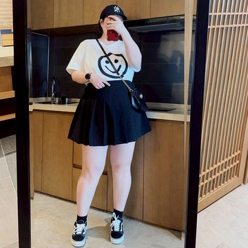 【隔日達】100kg內可穿/松緊腰/大尺碼女裝/微胖穿搭/高腰百褶裙/顯瘦梨形身材/百搭遮胯短裙/半身裙/女生短裙