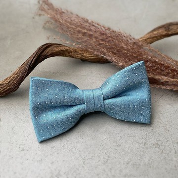 小白點天空藍領結 -像一顆顆的小白糖 給你生活一點甜