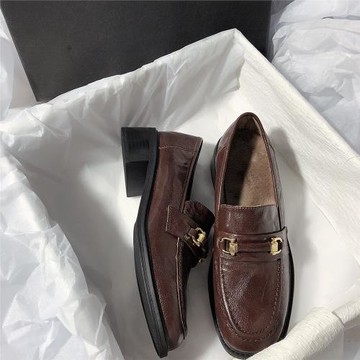 森嶼海巷 圓頭粗跟簡約真皮樂福鞋小眾風絨面方頭不累腳中跟女鞋