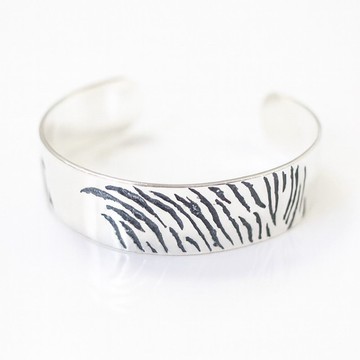 虎生肖蝕刻圖案純銀手環(窄版) 長輩送禮首選