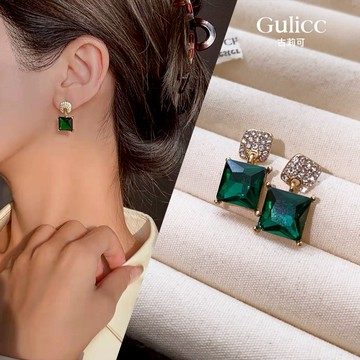 【Golicc】  耳環 方形祖母綠 簡約鑲鑽耳環