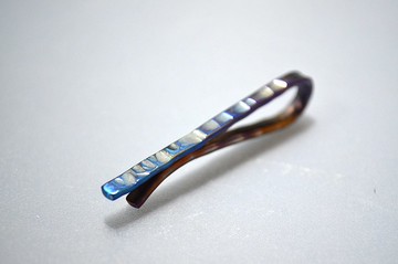 鈦金屬領帶夾・鍛造純鈦領帶夾・鎚紋・虹彩變色塗層