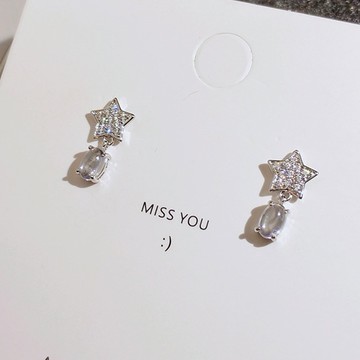 隔日到貨 滿鑽 雙子座 莫桑鑽 奧地利水晶 耳釘 耳環 耳勾 不過敏 不退色 E223