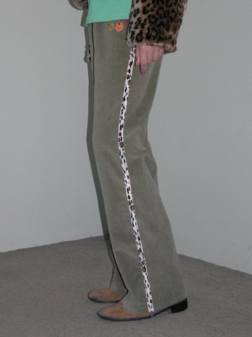 Leopard Print Bootcut Corduroy Pants [Khaki]