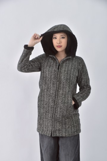 (M) uniqlo質感連帽黑色外套
