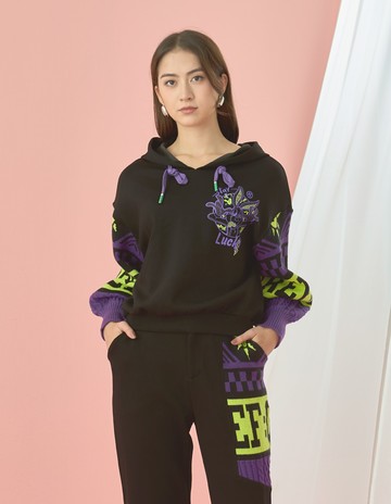 ★【喜芝梅】紫夜幻彩 街頭風活力多彩拼色圖案套裝連帽上衣(黑色；M-XL) 224400118