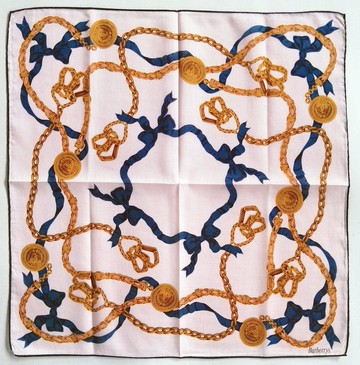 Burberry Vintage Handkerchief Jewelry Charm 絲帶 18.5 x 18.5