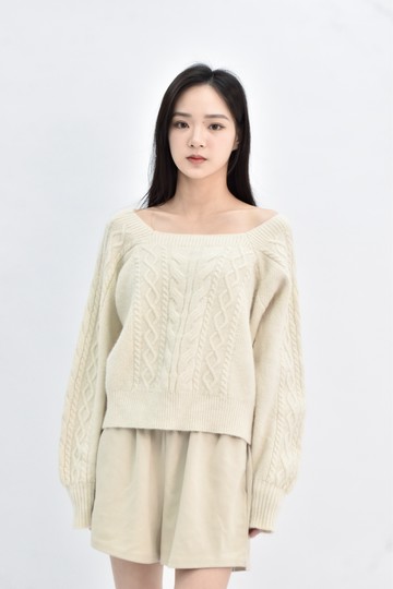 (M) 【德馨私服】質感針織長袖杏色毛衣
