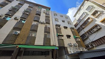 正瑞豐夜市商圈生活機能性佳面寬黃金店面｜高雄市鼓山區華豐街