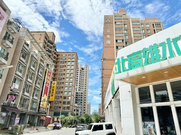 明誠三路上 好使用的收租店面｜高雄市鼓山區明誠三路
