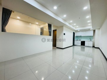 北屯機捷特區√水沐青華最高CP值√大四房尬平車！｜台中市北屯區敦富三街