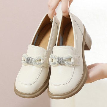 女單鞋樂福鞋小皮鞋軟皮中跟時尚真皮 米色粗跟媽媽鞋厚底 軟底寬頭懶人鞋 鞋子 瑪莉珍鞋 包鞋 韓國女鞋 上班鞋 日系鞋子