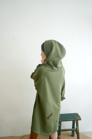 橄綠手工印花溫暖口袋帽t 洋裝 森林 自由海