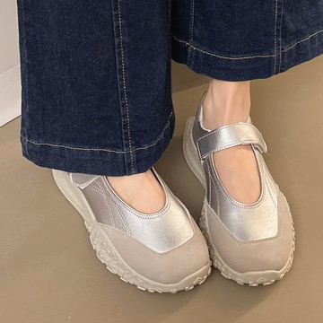 【現貨出清】懶人鞋．韓版皮革拼接魔鬼氈厚底休閒包鞋．白鳥麗子