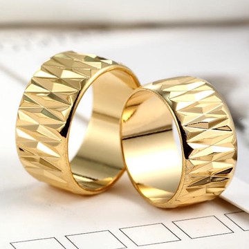 H3038 坦克車輪花紋 超寬版黃金戒指【7~8號】鍍20K金 防敏防退色 土毫金 男戒 拇指環 防小人 尾戒